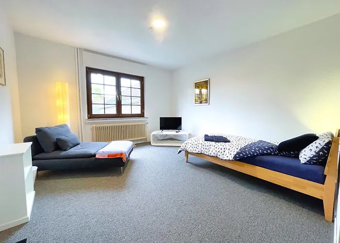 Monteurwohnung Korte, Teams, 6 Einzelzimmer, 2024 Renoviert, Smart Tv, Garten, Neue Baeder