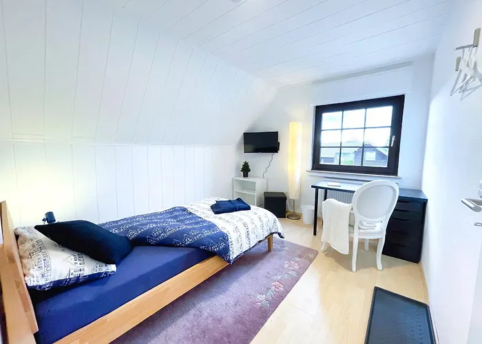 Monteurwohnung Korte, Teams, 6 Einzelzimmer, 2024 Renoviert, Smart Tv, Garten, Neue Baeder