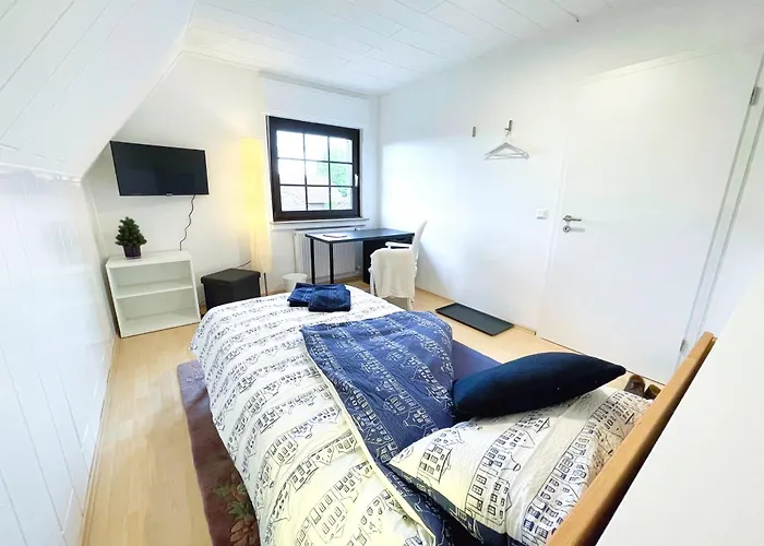 Monteurwohnung Korte, Teams, 6 Einzelzimmer, 2024 Renoviert, Smart Tv, Garten, Neue Baeder